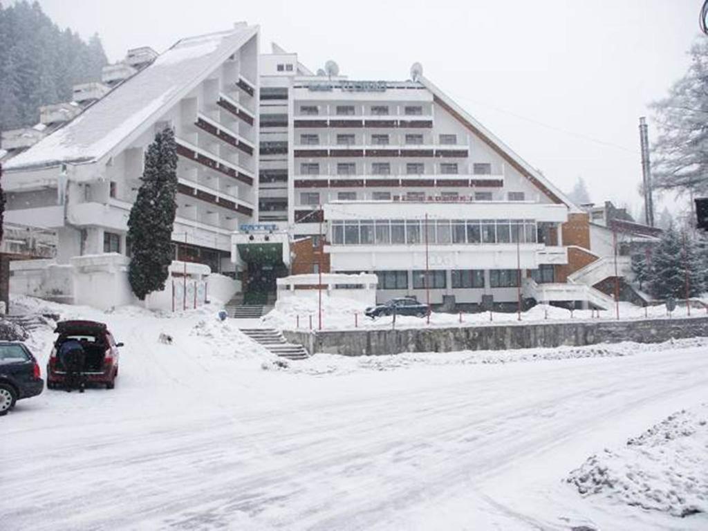 Hotel Tusnad BaileTusnad Eksteriør billede