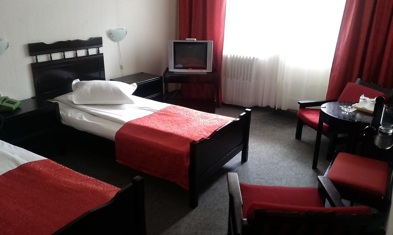 Hotel Tusnad BaileTusnad Eksteriør billede